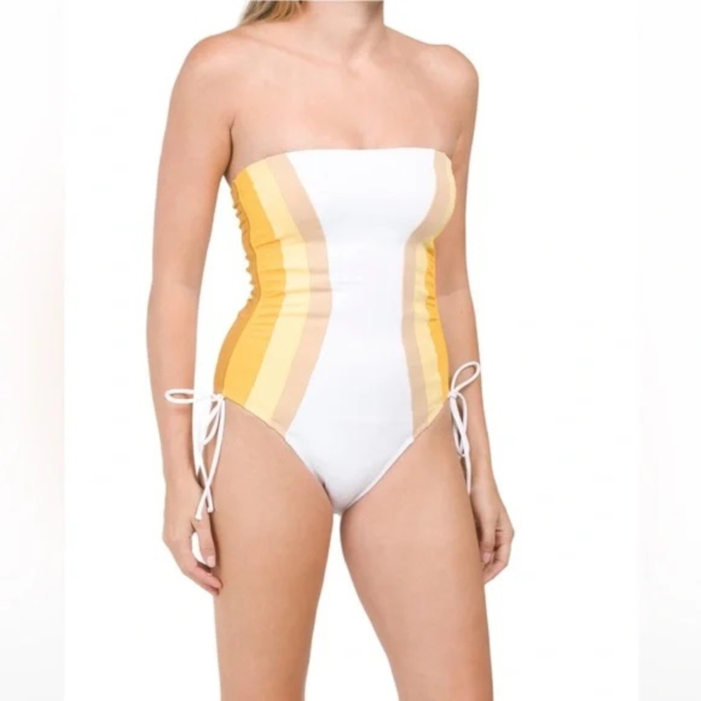 New Robin Piccone Charlie Bandeau One Piece Swim Suit Strapless Size 6 White